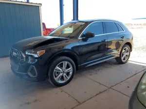 Audi Q3 2.0L 4 2024