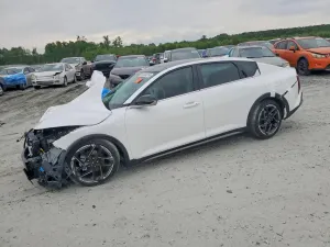 Kia K4 2.0L 4 2025