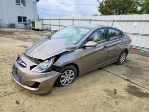 Hyundai Accent 1.6L 4 2013