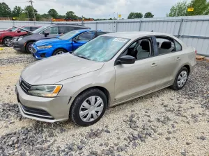 Volkswagen Jetta 2L 4 2015