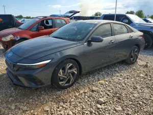 Hyundai Elantra 2.0L 4 2026