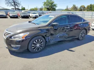 Nissan Altima 2.5L 4 2015