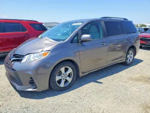 Toyota Sienna 3.5L 6 2020