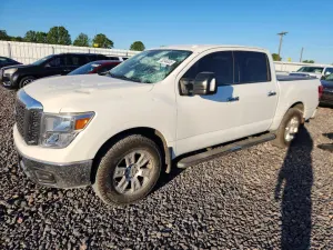 Nissan Titan 5.6L 8 2018