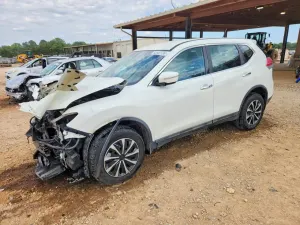 Nissan Rogue 2.5L 4 2015