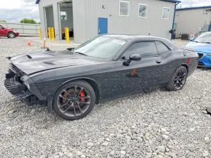 Dodge Challenger 6.4L 8 2021