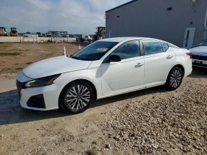 Nissan Altima 2.5L 4 2025
