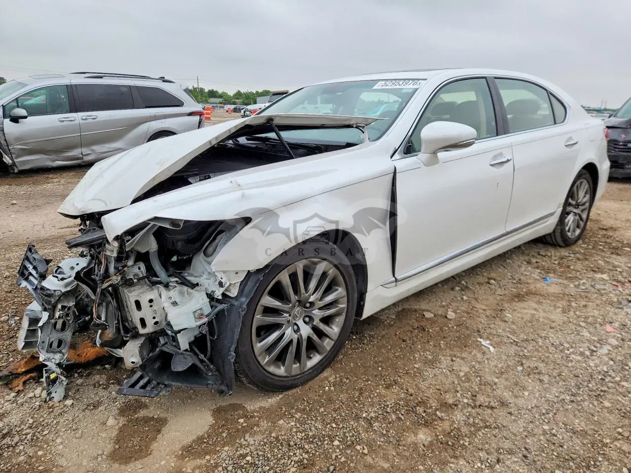 Lexus LS 4.6L 8 2017