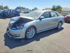 Volkswagen Passat 2.5L 5 2013