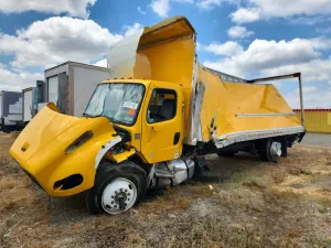 Freightliner Business Class M2 6.7L 6 2023