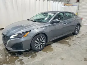 Nissan Altima 2.5L 4 2025