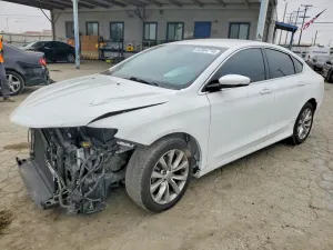 Chrysler 200 2.4L 4 2015