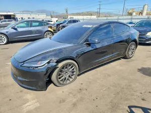 Tesla Model 3 2024