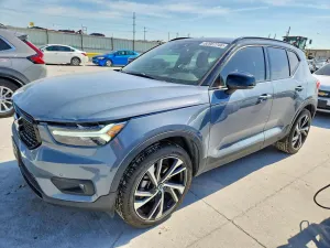 Volvo XC40 2.0L 4 2021