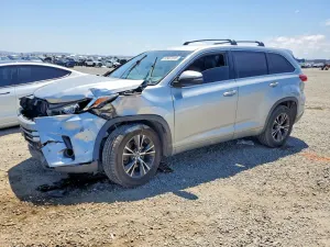 Toyota Highlander 3.5L 6 2018