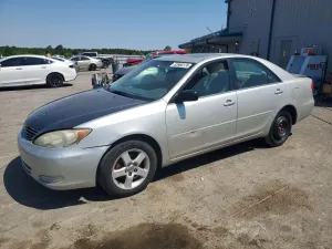 Toyota Camry 3.0L 6 2004