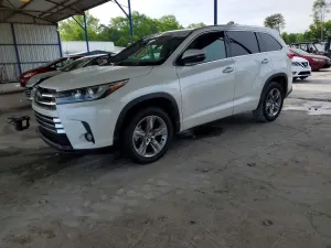 Toyota Highlander 3.5L 6 2018
