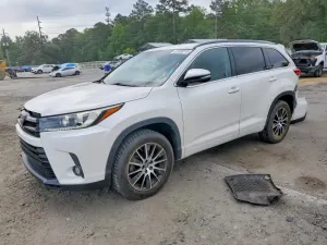 Toyota Highlander 3.5L 6 2018