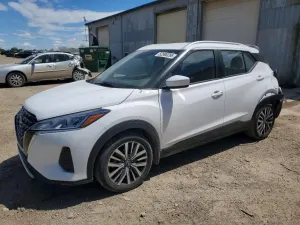 Nissan Kicks 1.6L 4 2023