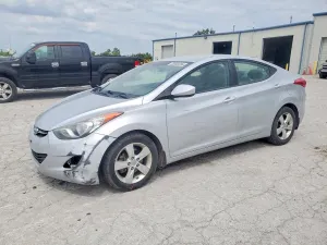 Hyundai Elantra 1.8L 4 2013