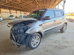 Kia Soul 2.0L 4 2013