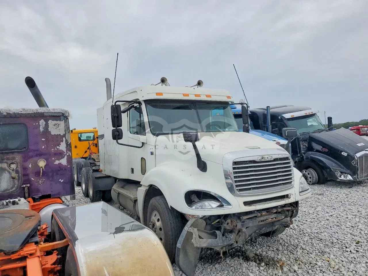 Freightliner Columbia 14.6L 6 2006