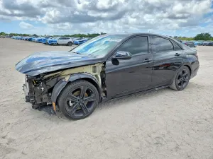 Hyundai Elantra 1.6L 4 2025