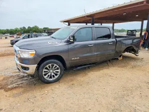 RAM 1500 5.7L 8 2019