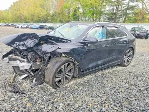 Audi Q8 3.0L 6 2020