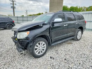 Toyota Sequoia 5.7L 8 2015