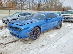 Dodge Challenger 6.4L 8 2021