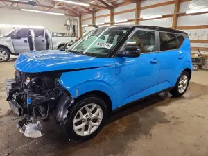 Kia Soul 2.0L 4 2023