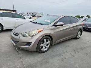 Hyundai Elantra 1.8L 4 2013