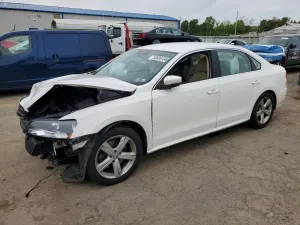 Volkswagen Passat 2.5L 5 2013