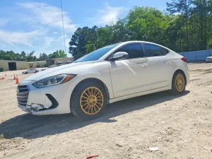 Hyundai Elantra 2.0L 4 2017