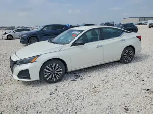 Nissan Altima 2.5L 4 2024