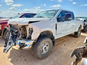 Ford F-350 6.7L 8 2021