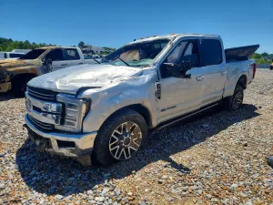 Ford F-250 6.7L 8 2019