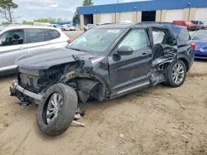 Ford Explorer 2.3L 4 2023