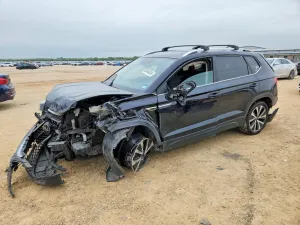 Volkswagen Taos 1.5L 4 2024