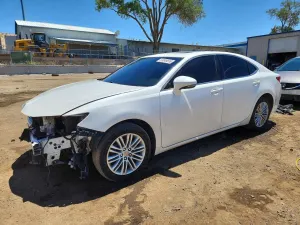 Lexus ES 3.5L 6 2015