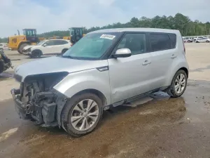 Kia Soul 2.0L 4 2015