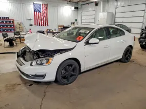 Volvo S60 2.0L 4 2015