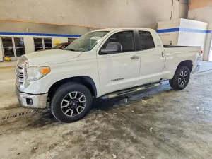 Toyota Tundra 4.6L 8 2016