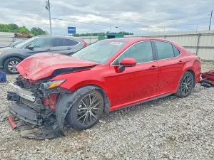 Toyota Camry 2.5L 4 2021