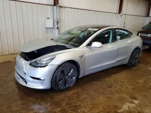 Tesla Model 3 2018