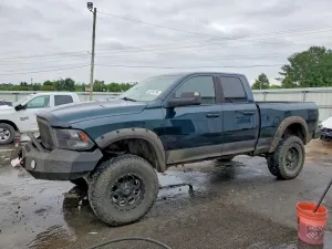 Dodge RAM 5.7L 8 2011