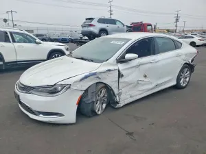 Chrysler 200 2.4L 4 2015