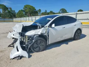 Tesla Model Y 2026
