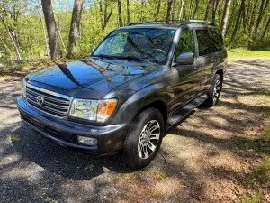 Toyota Land Cruiser 4.7L 8 2004